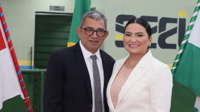 Gestão de Augusto Ferraz afunda em denúncias no TCE-AM envolvendo saúde, obras paradas e contratos sob suspeita