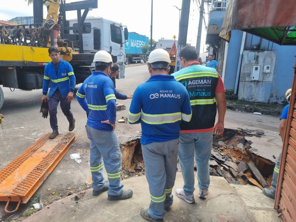 AGEMAN acompanha serviço emergencial no bairro São Lázaro