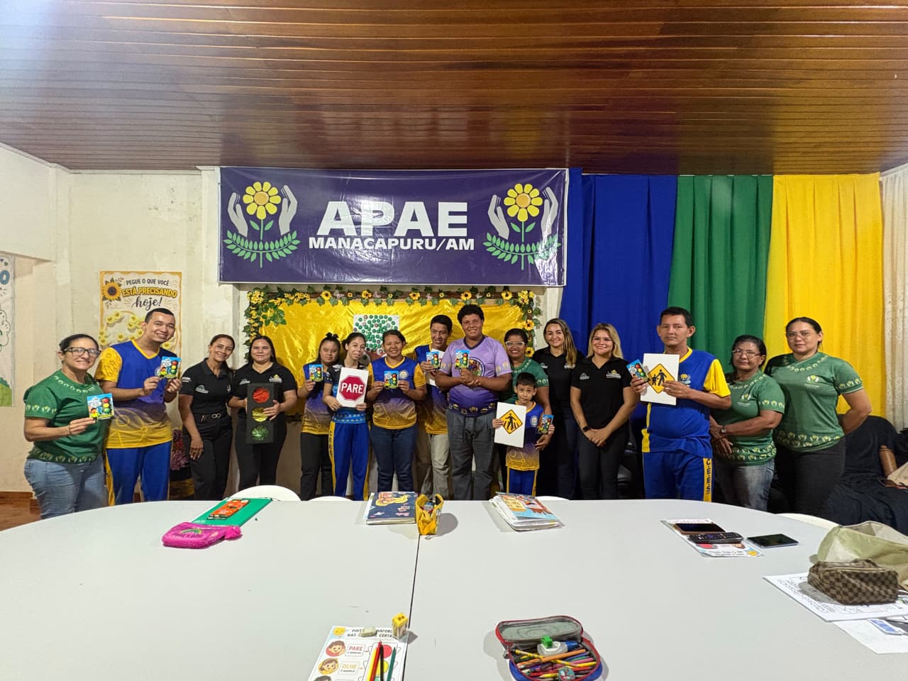 SEMANA NACIONAL DE TRÂNSITO É MARCADA POR AÇÃO NA APAE