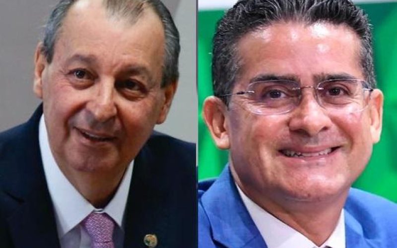 David canta louvor, Omar profetiza ‘queda’