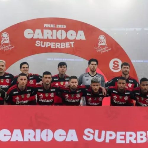 Flamengo vence Fluminense nos pênaltis e conquista tricampeonato carioca no Maracanã