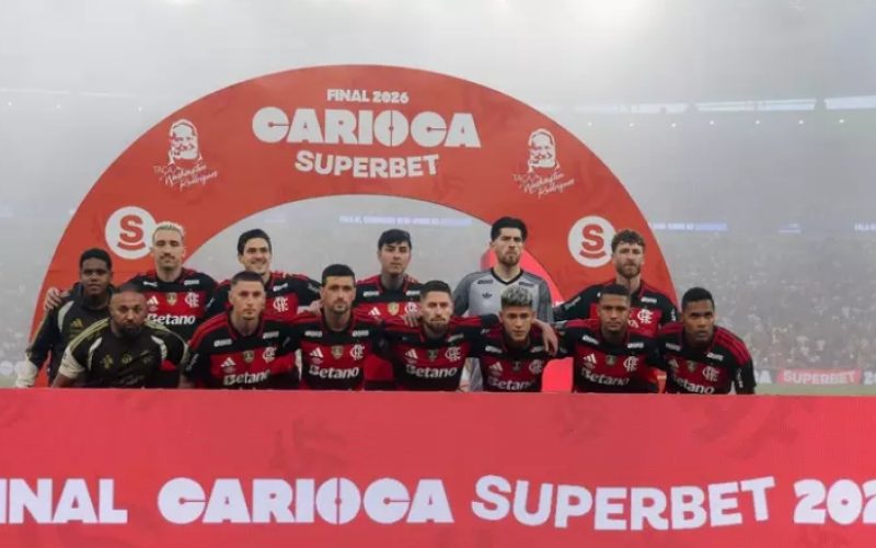 Flamengo vence Fluminense nos pênaltis e conquista tricampeonato carioca no Maracanã