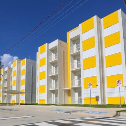Prefeito David Almeida anuncia novas inscrições para famílias conquistarem casa própria
