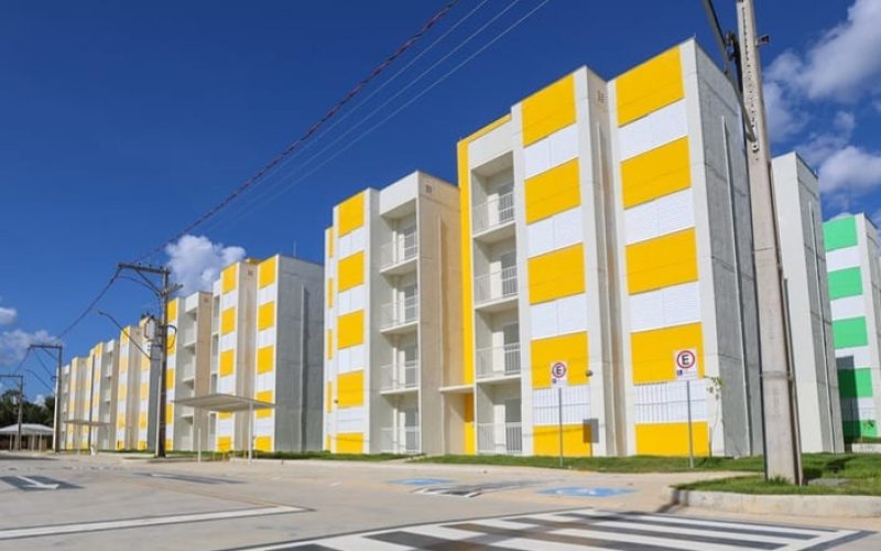 Prefeito David Almeida anuncia novas inscrições para famílias conquistarem casa própria
