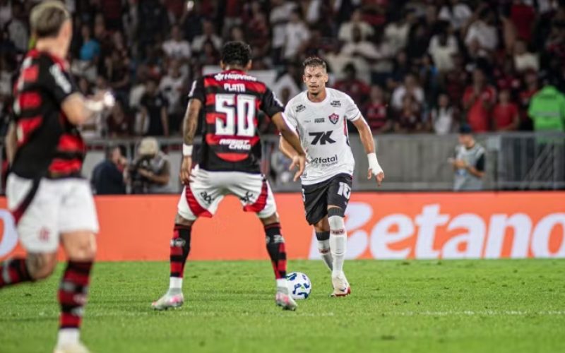 Brasileirão abre 3ª rodada com Vitória x Flamengo nesta terça-feira (10)