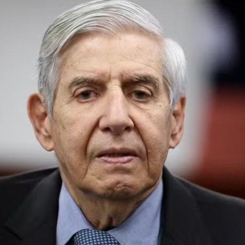 Moraes concede prisão domiciliar ao general Augusto Heleno por questões de saúde