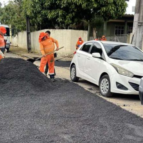 Força-tarefa da Prefeitura de Manaus recupera novas ruas no bairro Adrianópolis
