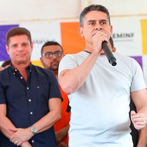 David Almeida anuncia redução do vale-transporte para R$ 5 em Manaus