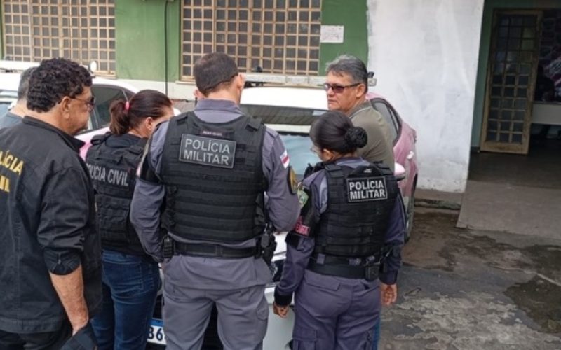 Homem que não aceitava fim do relacionamento é preso após tocar fogo na casa da ex em Manaus