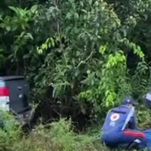 Tragédia na BR-174: três pessoas morrem após caminhonete perder o controle em Presidente Figueiredo