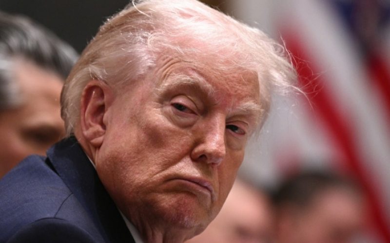 Trump afirma que EUA vão abrir espaço aéreo da Venezuela para voos comerciais