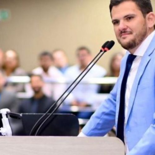 Prefeito de Manaus critica oposição e rebate ataques durante período de chuvas