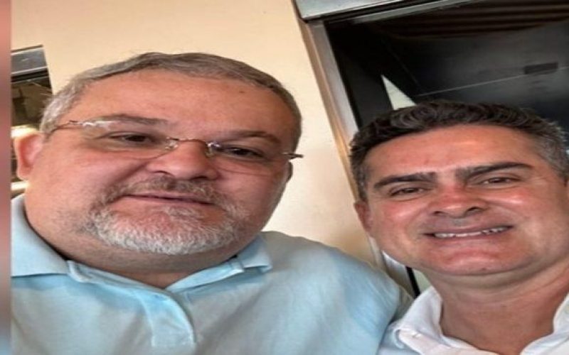 ‘SEGREDOS DE BASTIDORES’: RECADO POLÍTICO: POR QUE O ALIADO DE DAVID ALMEIDA DECIDIU ‘MARCAR POSIÇÃO’ EM UMA ELEIÇÃO DE CARTAS MARCADAS?