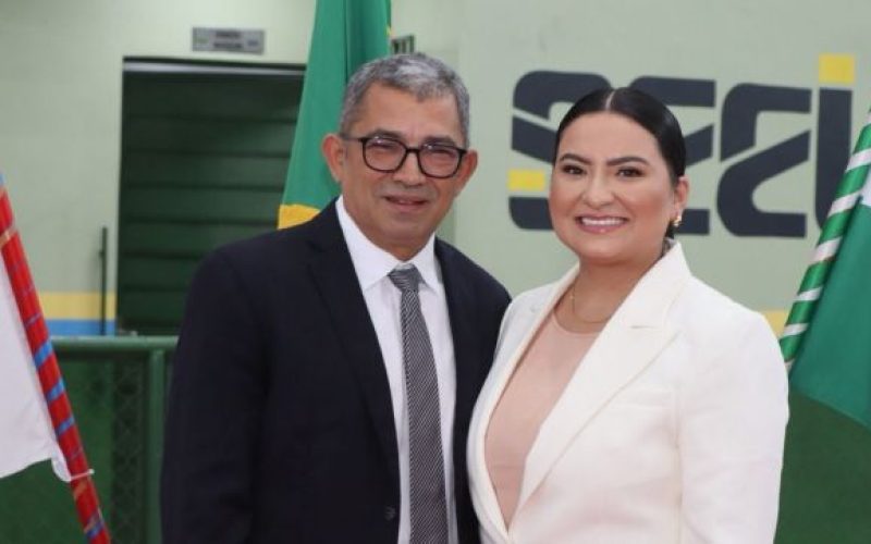 Gestão de Augusto Ferraz afunda em denúncias no TCE-AM envolvendo saúde, obras paradas e contratos sob suspeita