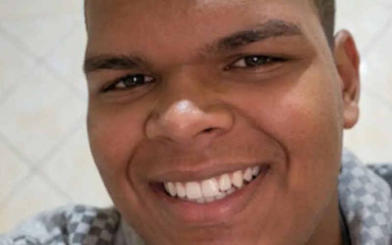 Funcionário é morto a tiros dentro de lanchonete enquanto preparava lanche no Ceará