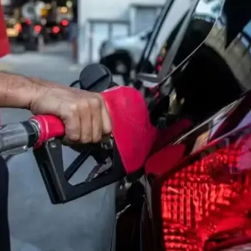 Governo Lula amplia desconto de impostos sobre a gasolina; redução chega a R$ 0,89 por litro