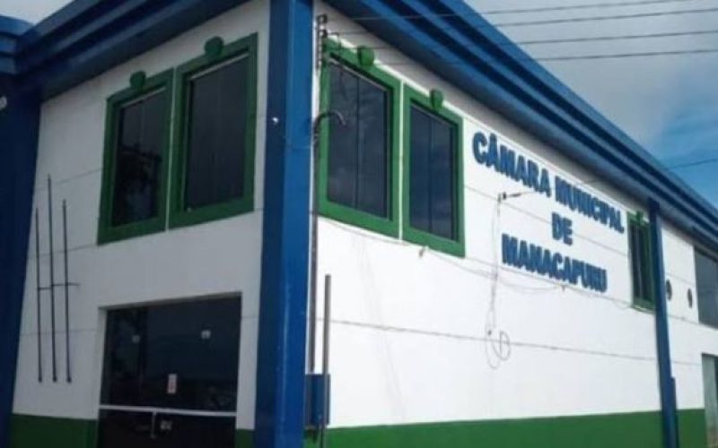 TCE-AM multa presidente da Câmara de Manacapuru e exige investigação sobre faltas de vereador
