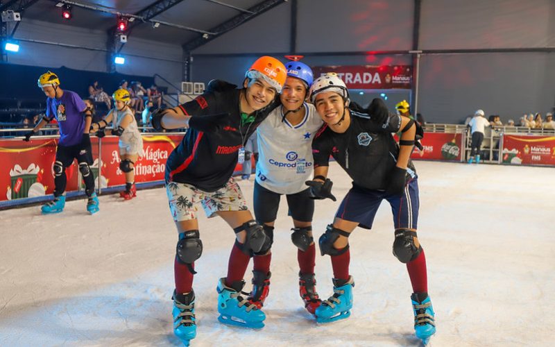 Arena Mágica de Patinação na Ponta Negra: Sucesso de Público e Ação Solidária