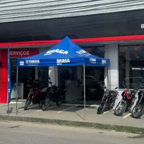 Urgente: bandidos assaltam e atiram em funcionários da Braga Motos em Manaus