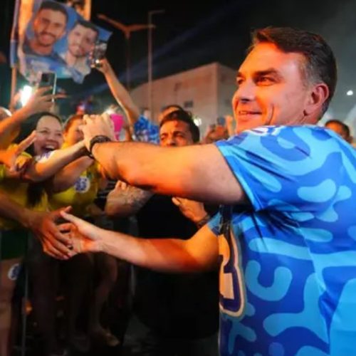 Flávio Bolsonaro diz querer ser reconhecido como o ‘novo Visconde de Mauá’
