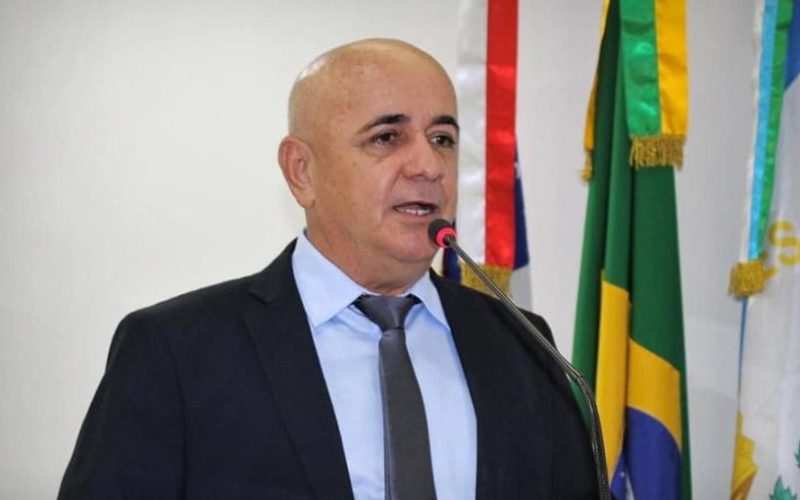 Justiça condena à prisão vereador que invadiu escola no Amazonas