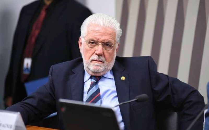 PF relaciona apartamento de R$ 2,4 milhões à atuação de Jaques Wagner em favor do Banco Master no Congresso Nacional