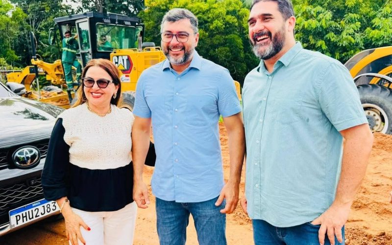 WILSON LIMA, VALCILÉIA MACIEL E CRISTIANO D’ÂNGELO ACOMPANHAM OBRAS NA AM-352 -RODOVIA WASHINGTON RÉGIS