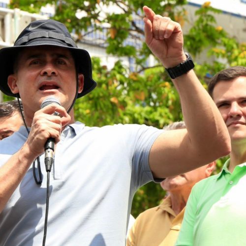 PREFEITO DAVID ALMEIDA NÃO SE CURVA, NEM SE INTIMIDA DIANTE DE CRÍTICAS SEM FUNDAMENTOS DE OPOSITORES, E RESPONDE COM TRABALHOS