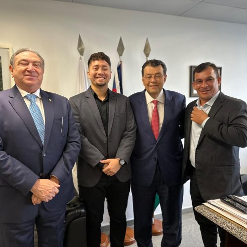 Intervenção em Brasília: Prefeito Busca Continuidade de Obras com Senador Eduardo Braga e Átila Lins