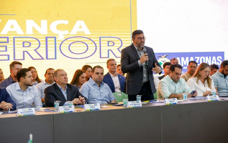 Átila Lins Defende Wilson Lima para Senador: Cenário Político do Amazonas em Jogo