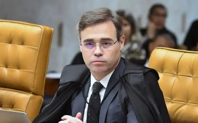 Mendonça manda por tornozeleira em deputada do PL em Operação sobre fraudes no INSS