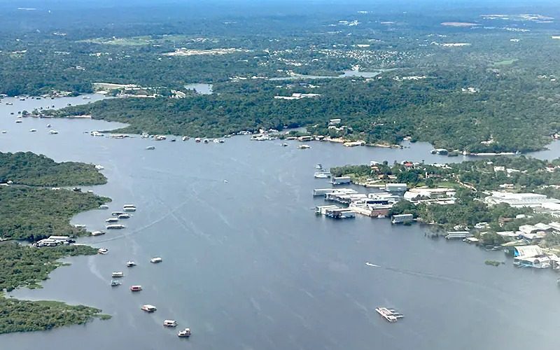 Justiça suspende retirada de flutuantes no Tarumã por necessidade de diálogo com a comunidade