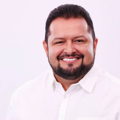 Escândalo: prefeito Toco Santana é multado por descumprir obrigações previdenciárias em Borba