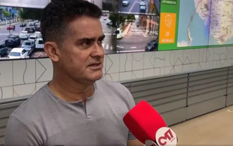 Prefeito David Almeida mobiliza megaoperação para ajudar famílias atingidas pela chuva em Manaus