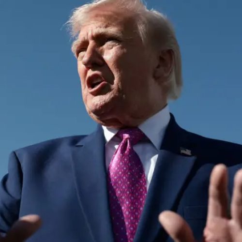 Trump diz que guerra com Irã deve acabar “em breve” e encontrará aliados no Estreito de Hormuz