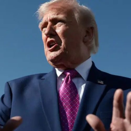 Trump diz que guerra com Irã deve acabar “em breve” e encontrará aliados no Estreito de Hormuz