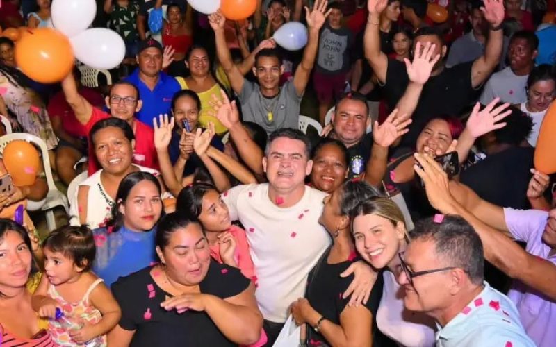 David Almeida cresce, encosta em Omar Aziz e acirra disputa pelo Governo do Amazonas, aponta nova pesquisa