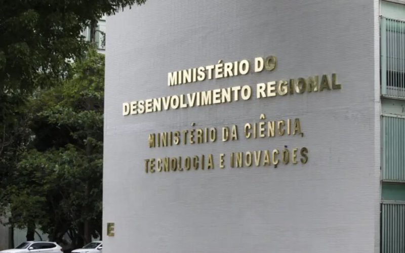 Governo federal aprova novo manual para financiamento de projetos sustentáveis e infraestrutura produtiva