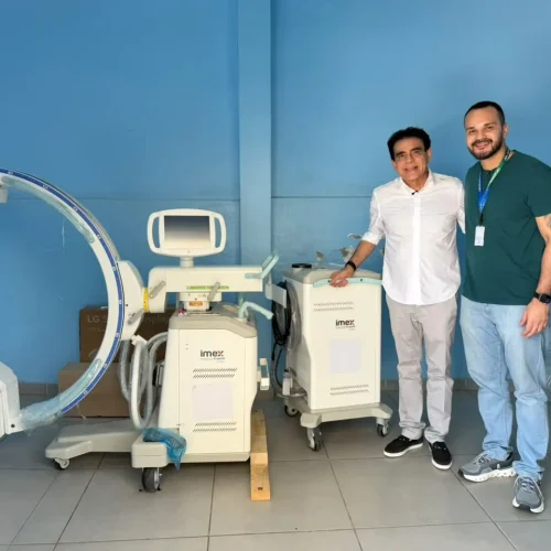 MANACAPURU SEGUE AVANÇANDO, E PREFEITA VALCILEIA MACIEL ENTREGA EQUIPAMENTOS PARA A ÁREA DA SAÚDE