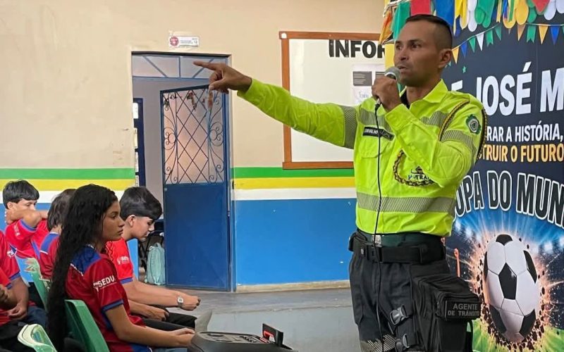 SEGURANÇA NO TRÂNSITO COMEÇA COM RESPEITO!