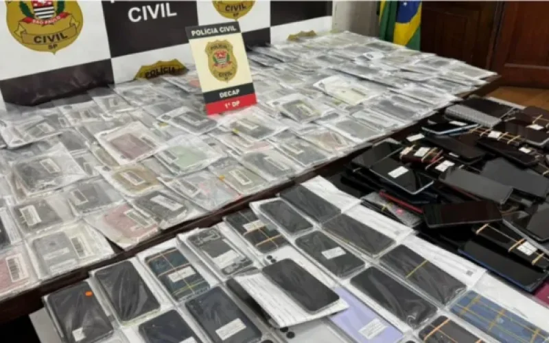 Operação Policial em SP: Prisão de Receptadores e Apreensão Recorde de Celulares