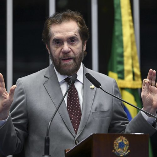 Plínio Valério ganha notoriedade nacional e conquista população do Amazonas