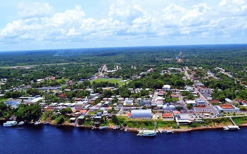 Infraestrutura no Rio Negro: Plínio Valério Faz Vistoria em Barcelos e Fortalece Interior do Amazonas