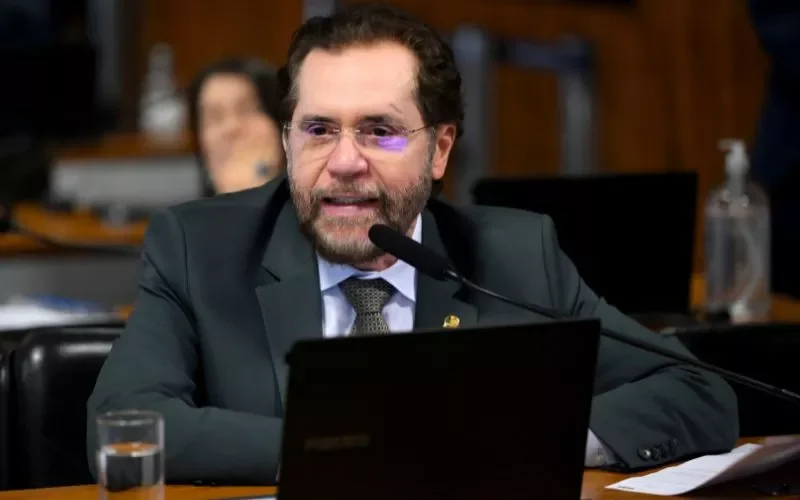 Plínio Valério tem menor rejeição ao Senado no Amazonas, aponta pesquisa
